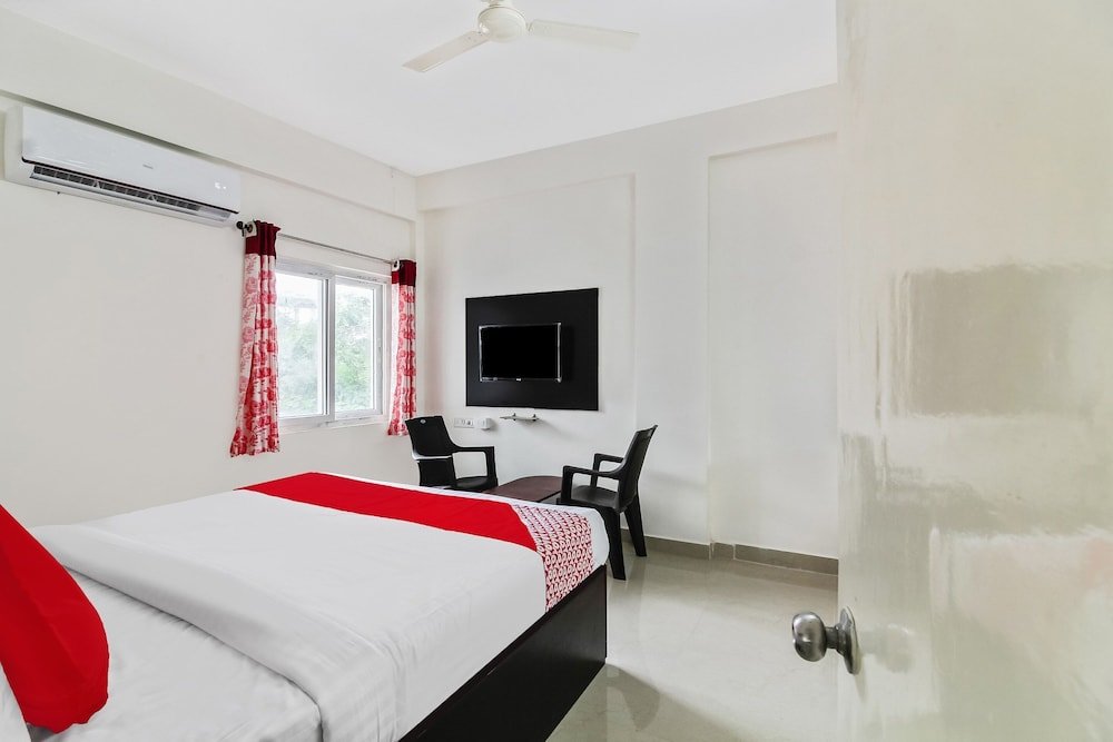 Фото Oyo 63021 Hotel Hill 9