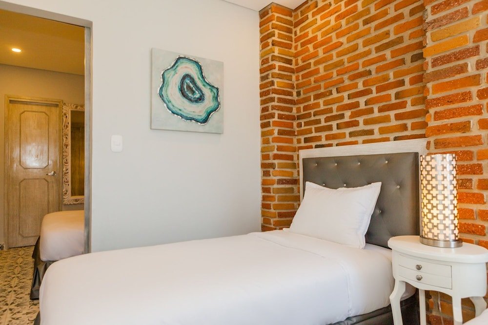 Фото Hotel Boutique Adaz