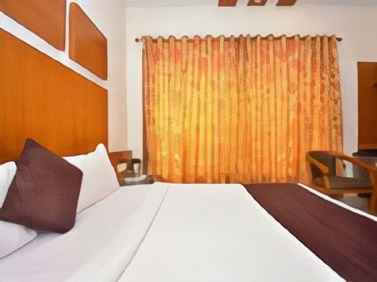 Фото Hotel Basera Brij Bhoomi