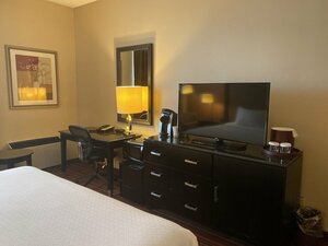 Гостиница The Plaza Grand Rapids Airport Hotel & Conference Center