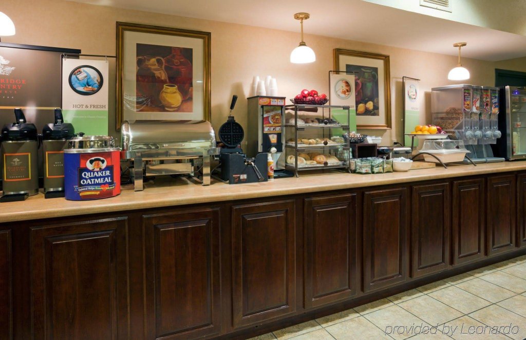 Фото Country Inn & Suites by Radisson, Madison West, Wi