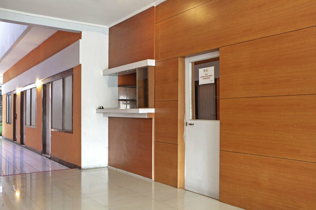 Hotel Formerly RedDoorz near Exit Tol Pasteur, Bandung, photo