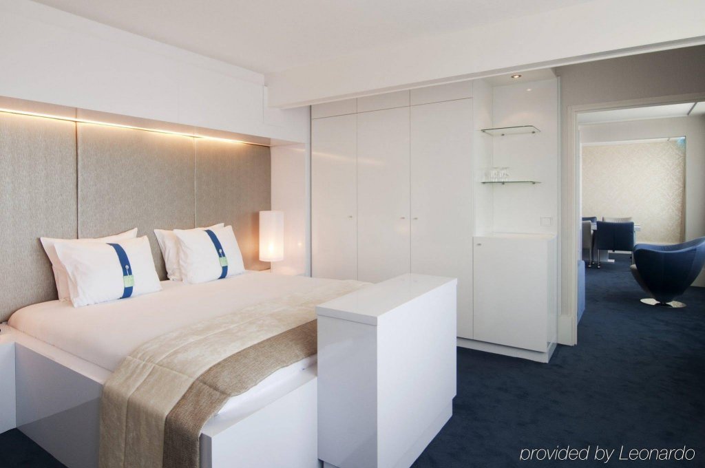 Фото Holiday Inn Eindhoven Centre, an Ihg Hotel