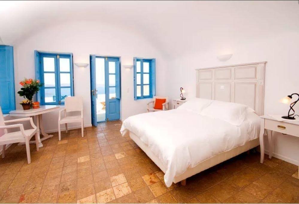 Фото Pantelia Suites