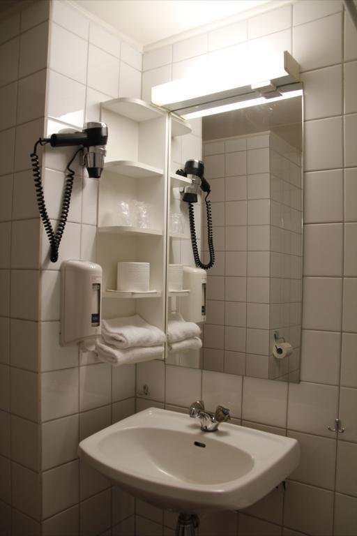 Фото Hofslund Fjord Hotel