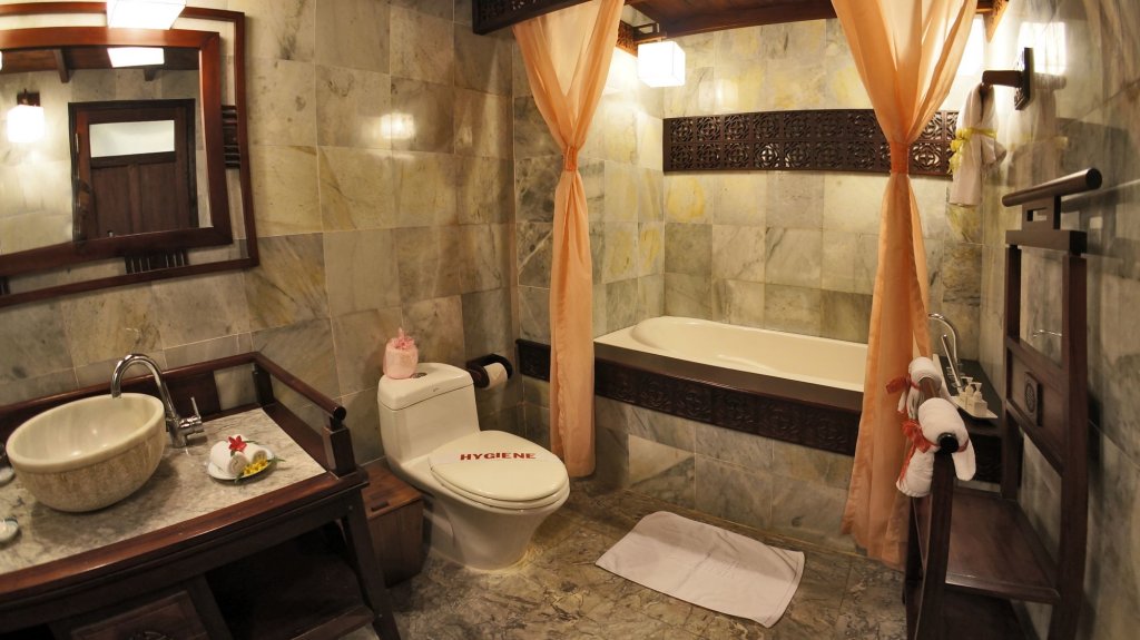 Фото Vinh Hung Heritage Hotel