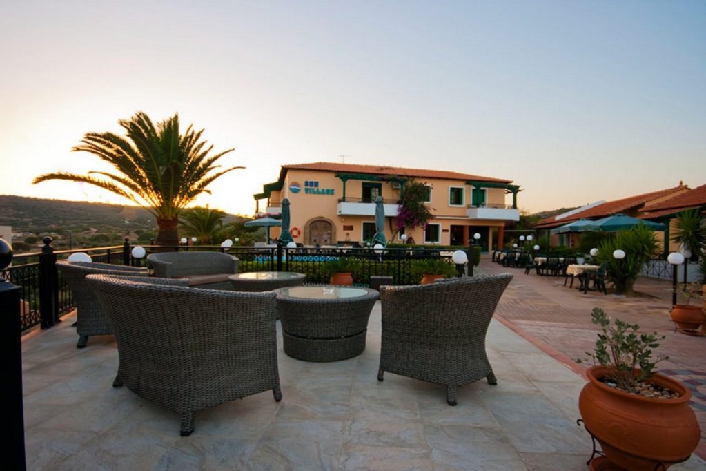 Фото Sun Village Hotel