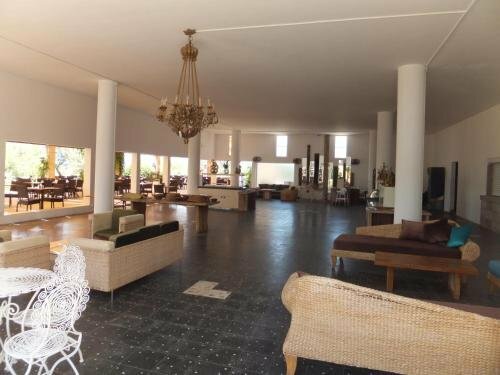 Aytaş Otel, otel, Küçükköy Mahallesi, Kahramanlar Mah., Sarımsaklı Bulv