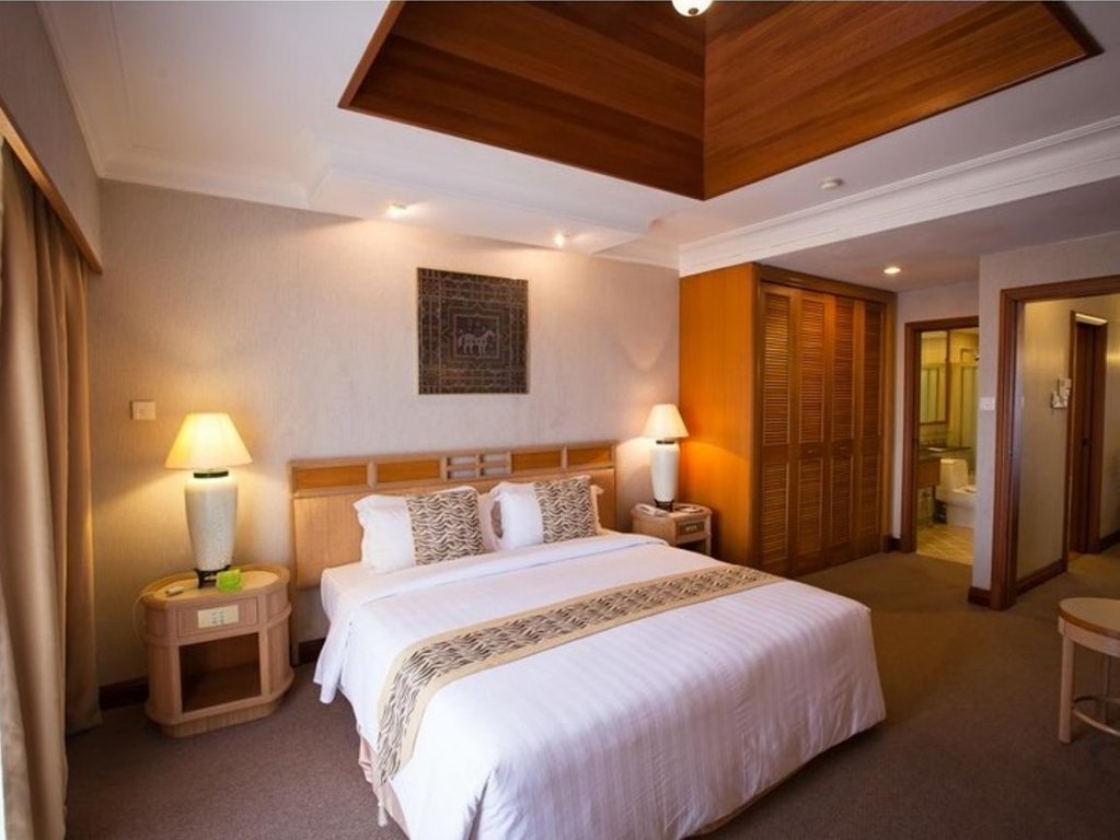 Фото Tiara Labuan Hotel