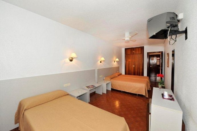 Фото Hostal Velilla