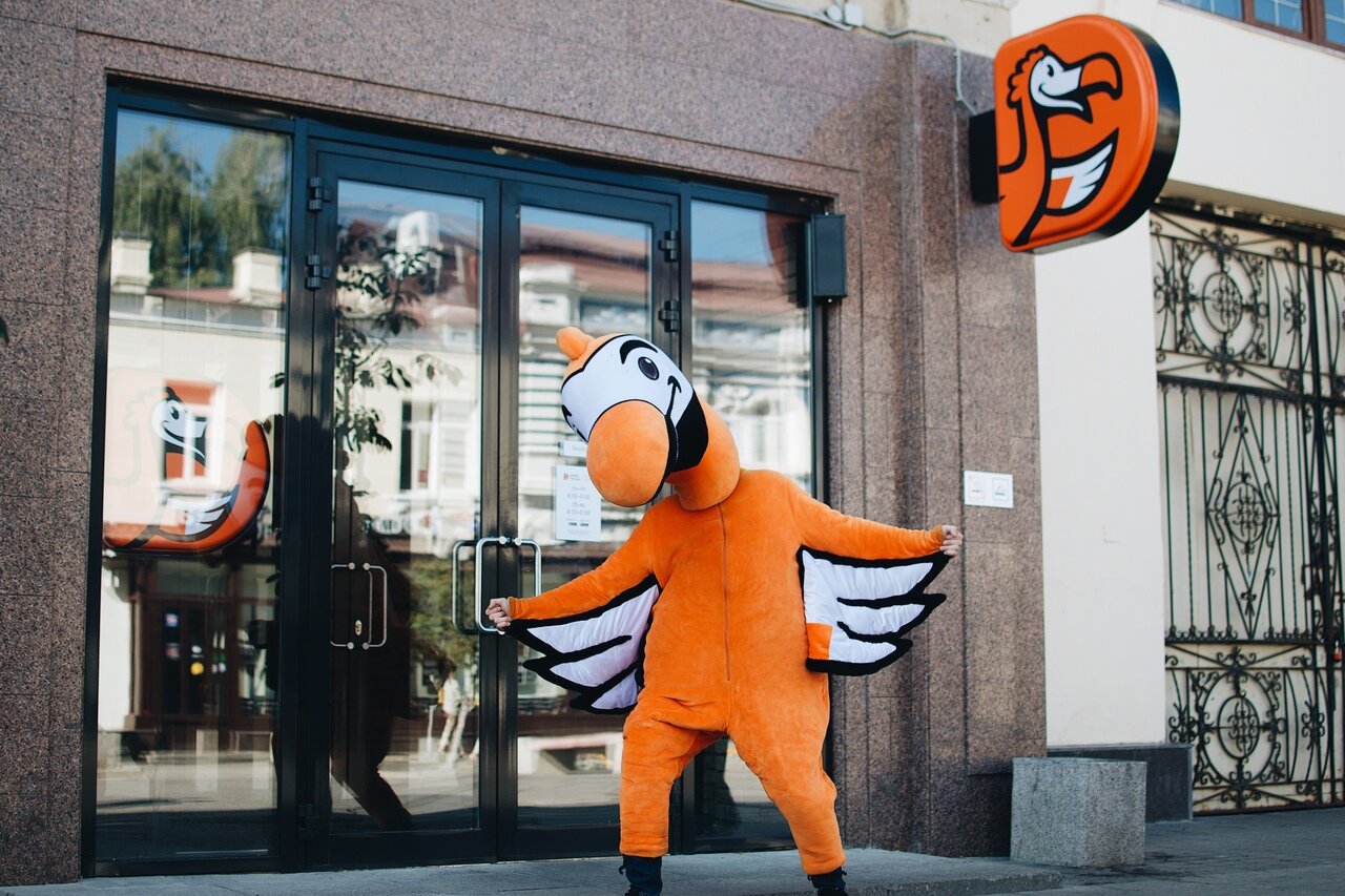 Додо Пицца, сеть пиццерий, app.dodopizza.ru - Фестивальная улица, 2а, 1 этаж, ра