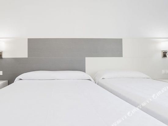 Фото Globales Los Patos Park