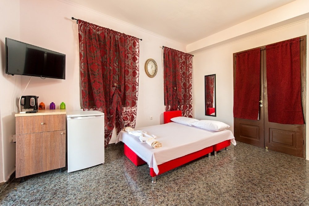 Фото 3 Charites Old Town