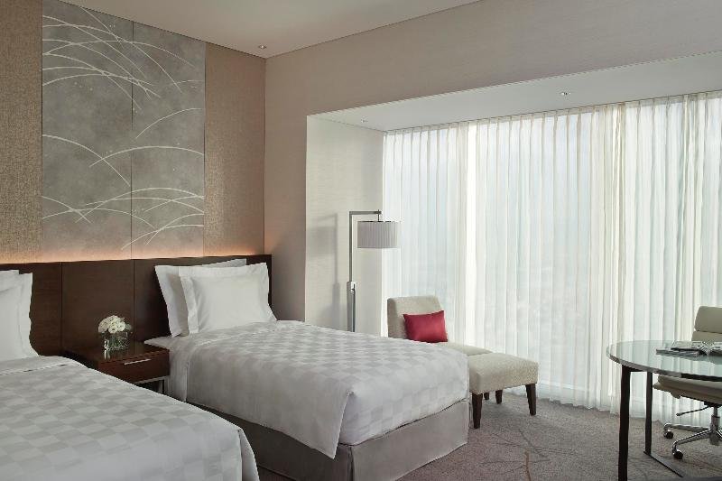 Фото Osaka Marriott Miyako Hotel