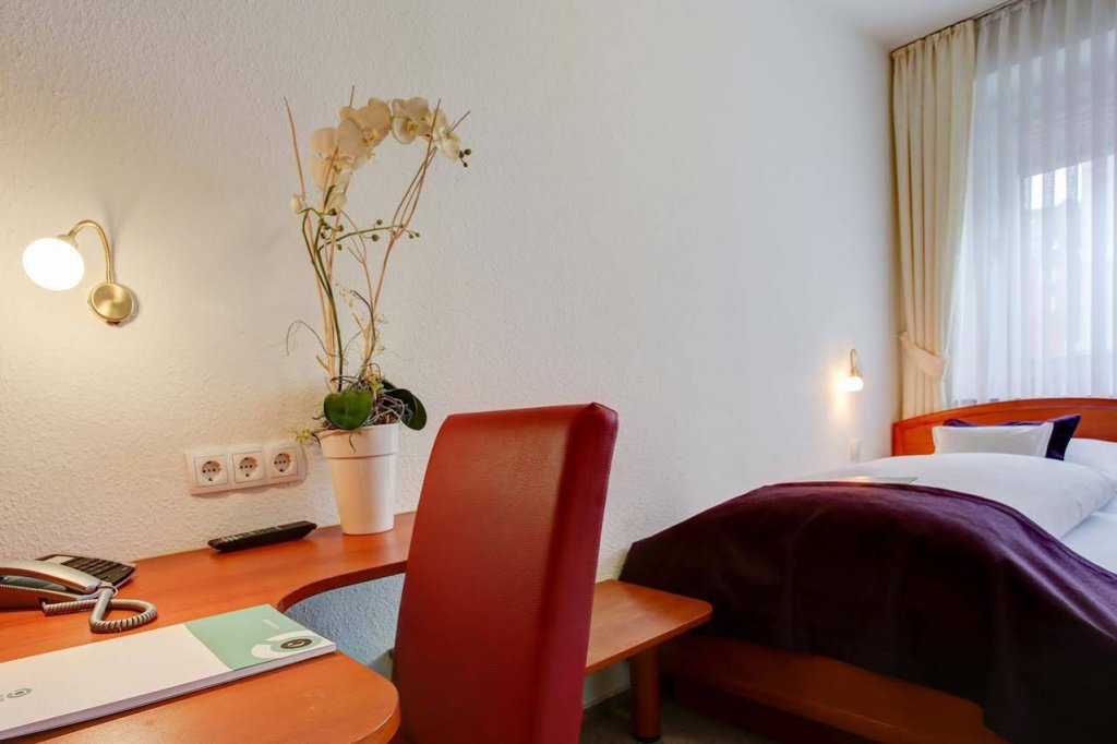 Фото Centro Hotel Consul Kiel by Ina