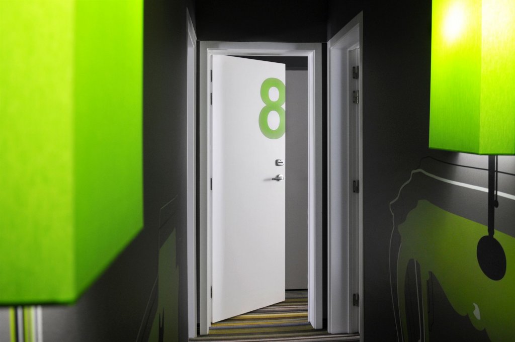 Фото Lisbon Inn Bica Suites