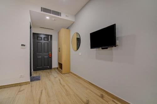 Фото Oyo Townhouse 038 Banaswadi 100Ft Road