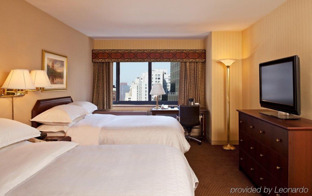 Фото The Manhattan at Times Square Hotel