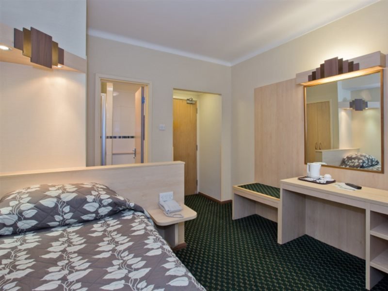 Фото Tavistock