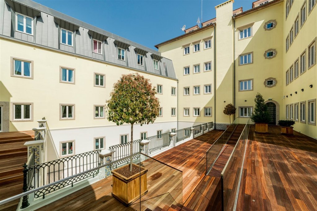 Фото Small Luxury Hotels of the World - Hospes Infante Sagres Porto