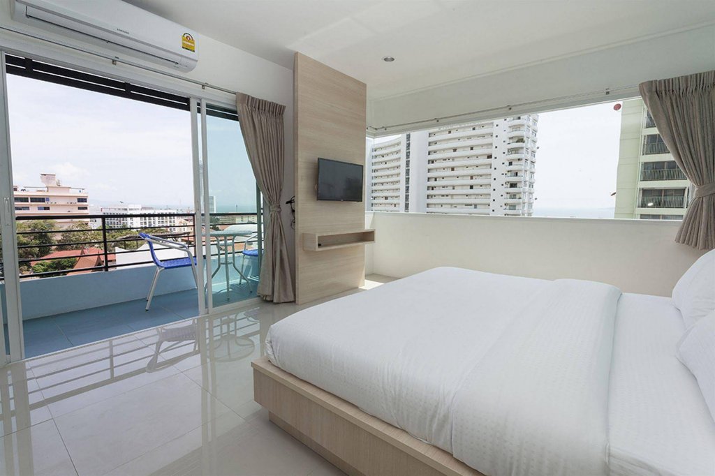 Фото FX Hotel Pattaya