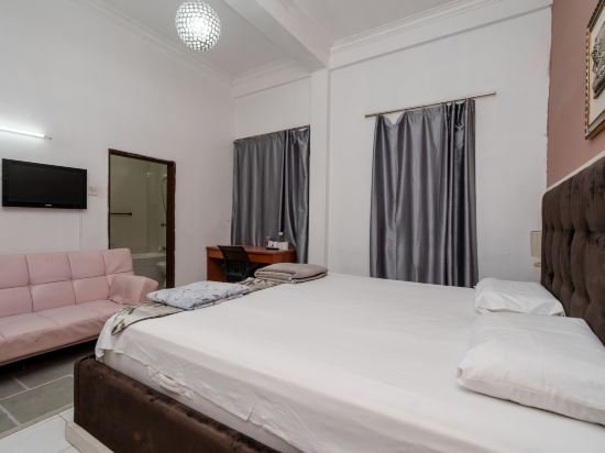 Фото Lai Ming Hotel Cosmoland