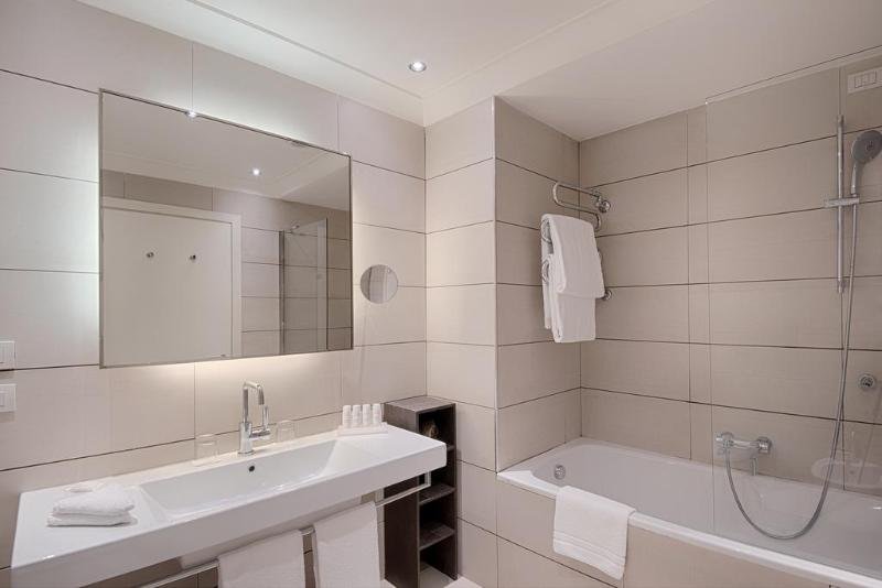 Фото Radisson Blu Hotel Milan