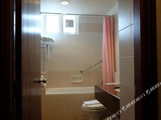 Фото Hotel Bencoolen Singapore