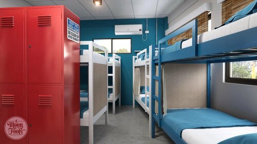 Хостел Moon Fools Hostel