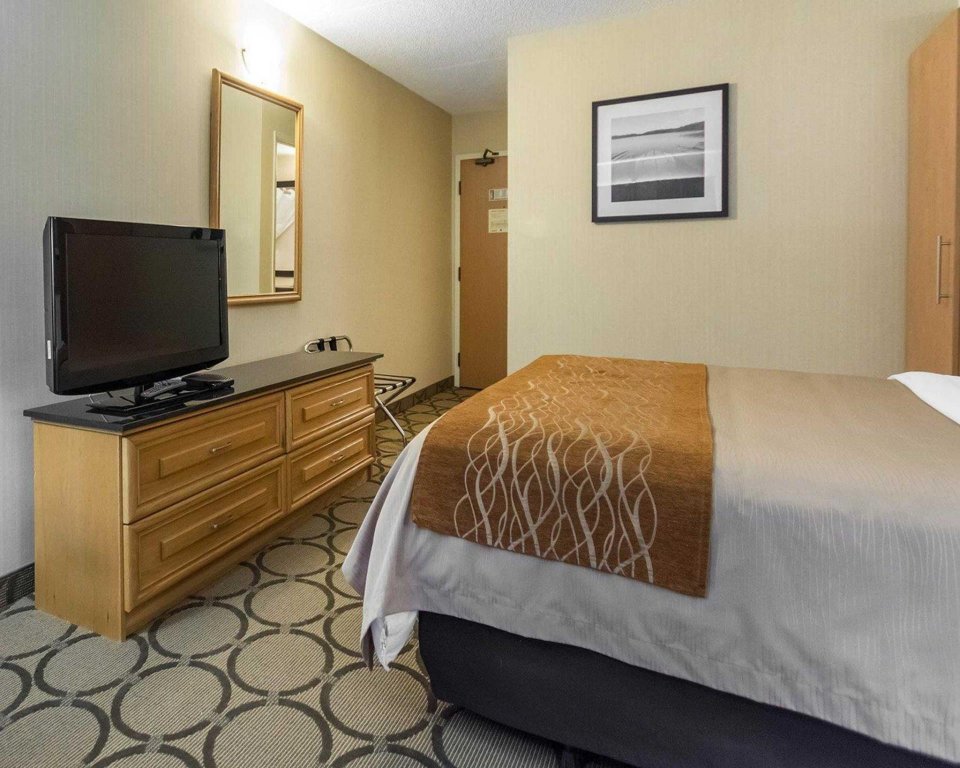 Фото Comfort Inn Rouyn Noranda