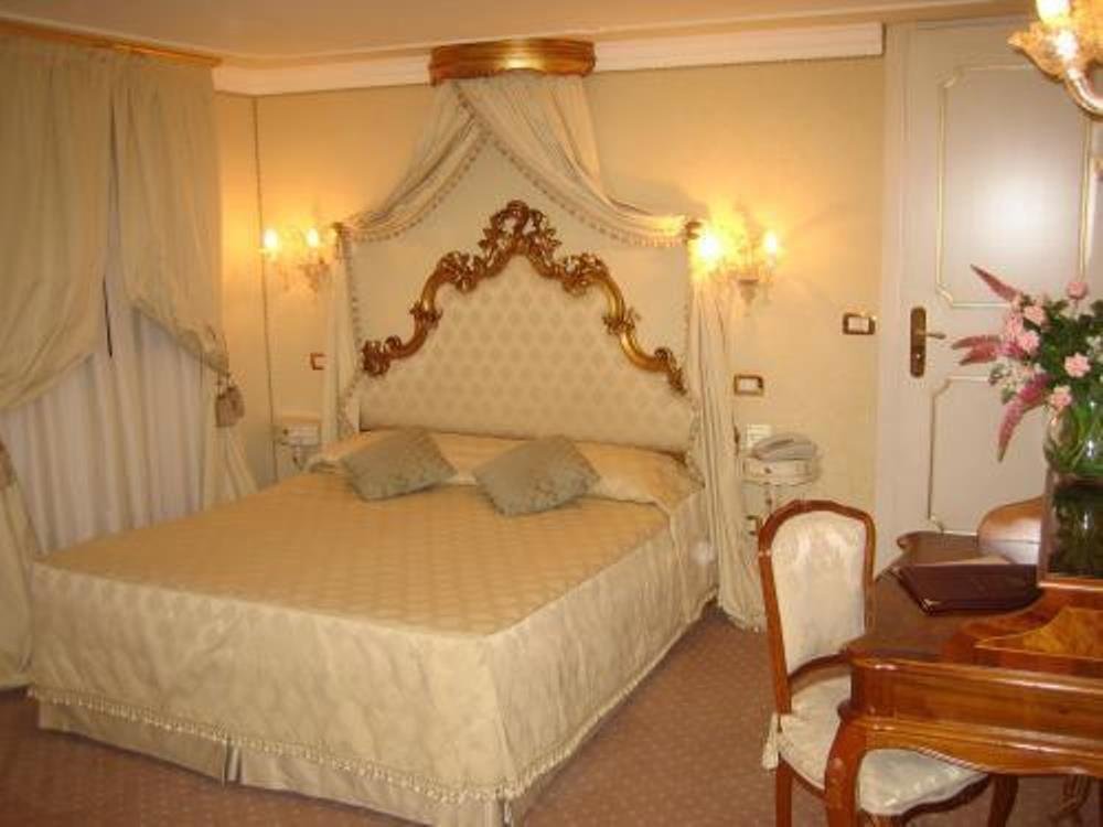 Фото Hotel Antico Doge