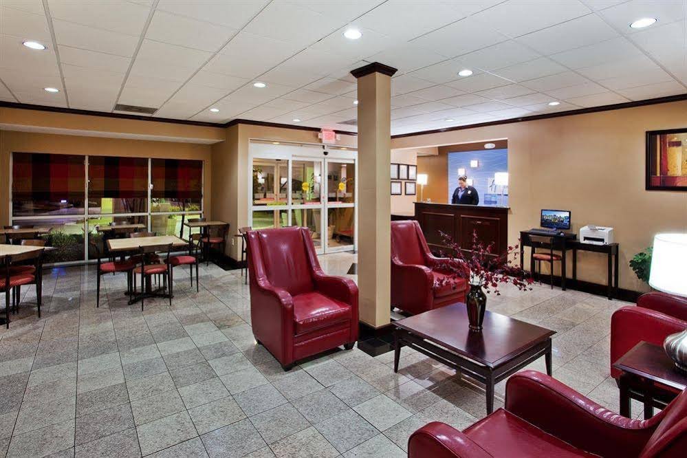 Фото Best Western Gwinnett Center Hotel