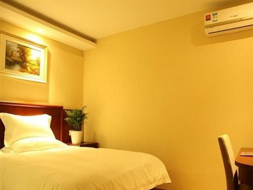 Фото GreenTree Inn Kunshan Huaqiao Building materials Conch Hotel