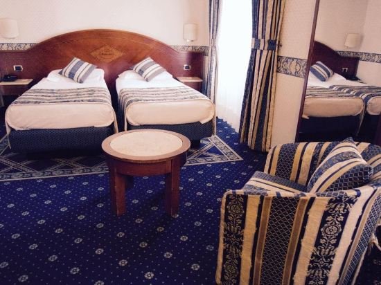 Фото Mokinba Hotels Baviera