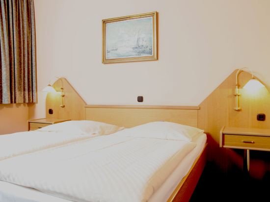 Фото Hotel Lonac