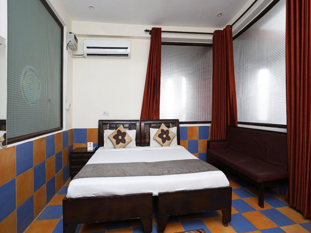 Фото Oyo 9705 Hotel Paradise Residency