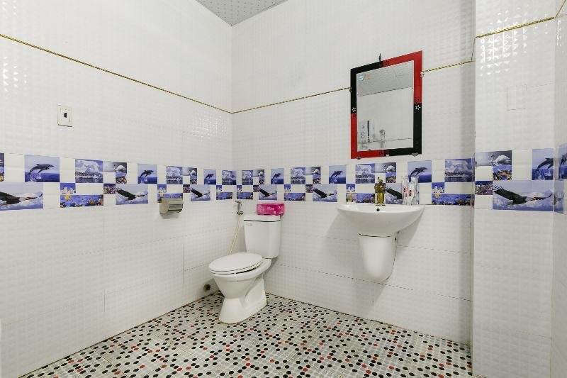 Фото Oyo 486 Nhat Nhat Hotel