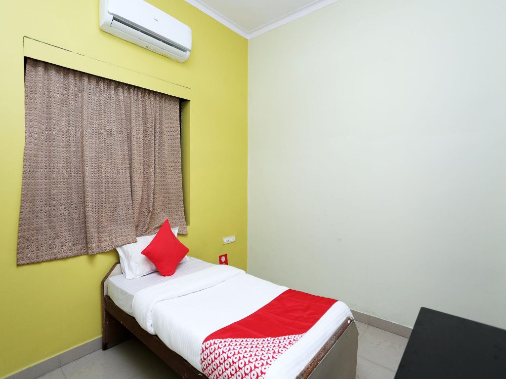 Фото Oyo 14711 Hotel Natraj