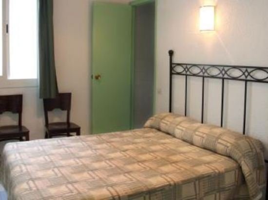 Фото Peninsular Hotel