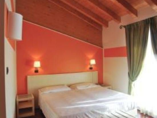 Фото Hotel Ristorante Vecchia Riva