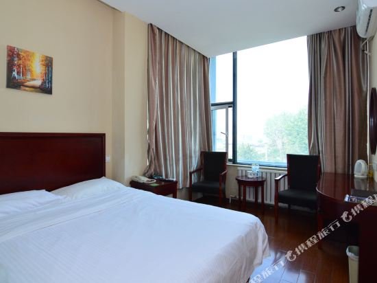 Фото GreenTree Inn Shandong Qingdao Jiaozhou Sanlihe Park Express Hotel