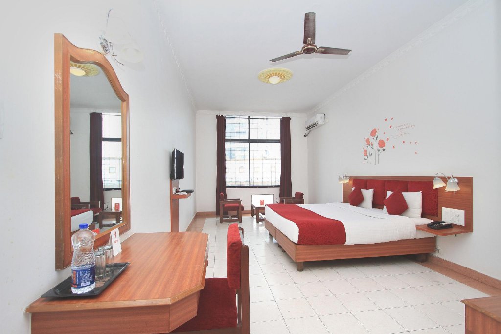 Фото Oyo 10632 Hotel Brigade Royal