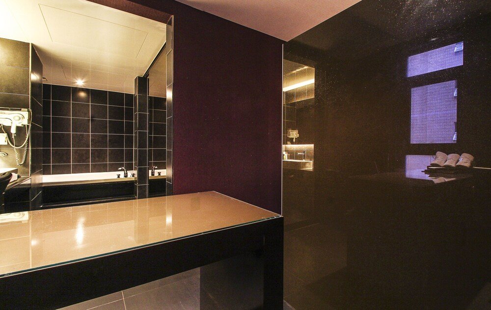 Фото Yeoubi Hotel