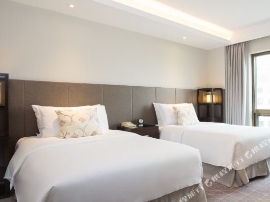 Фото Jinling Hotel Nanjing