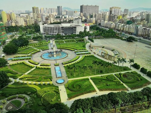 Внешний вид отеля DoubleTree by Hilton Hotel Shenzhen Longhua в Шэньчжэни, фото 3