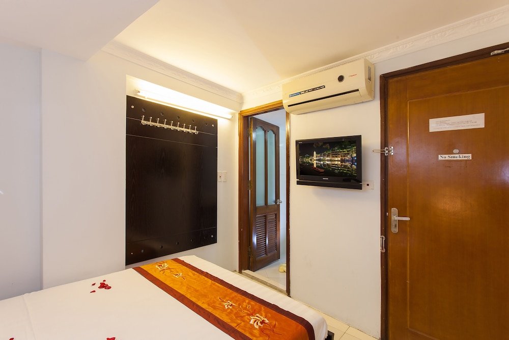 Фото Hanoi Central Hotel