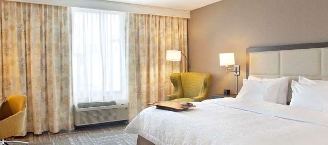 Фото Hampton Inn & Suites Minneapolis Downtown