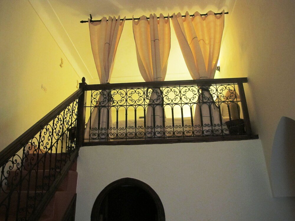 Фото Riad Al Loune