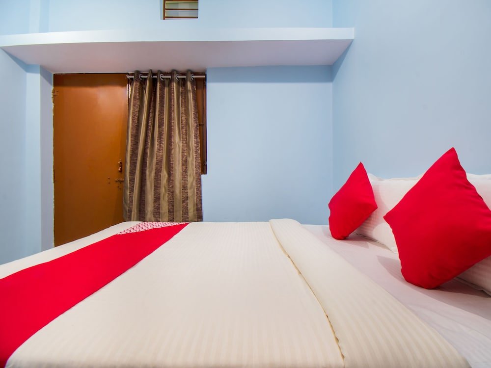 Фото Oyo 28156 Adam's Bridge International Hotel