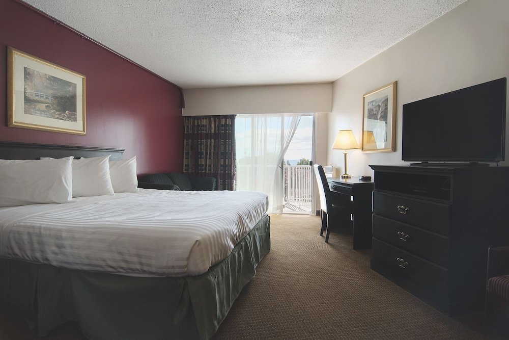 Фото Port Augusta Inn and Suites